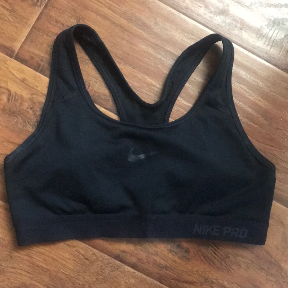 Black Dry-fit Nike Sports Bra